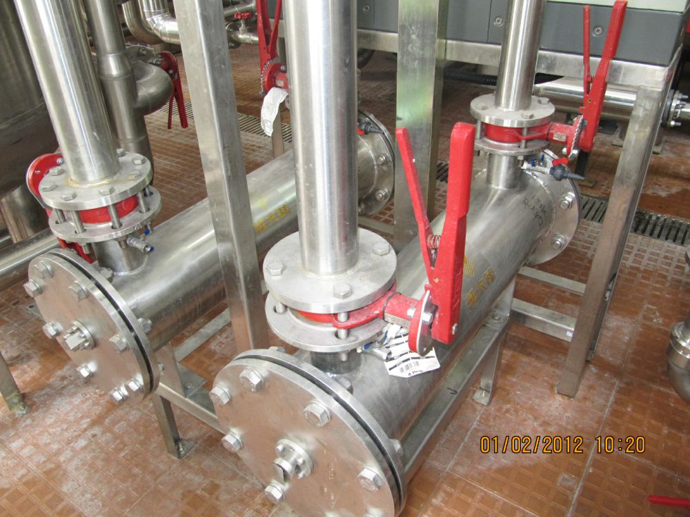 飲料(liao)廠(chang)20m3ph純水係(xi)統(tong)